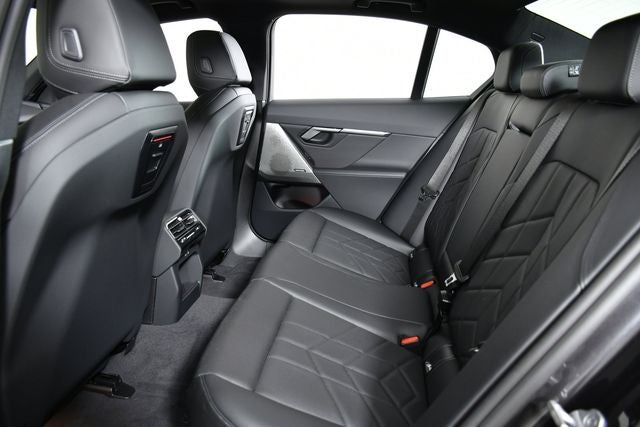2025 BMW i5 xDrive40