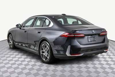 2025 BMW i5 xDrive40