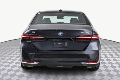 2025 BMW i5 xDrive40