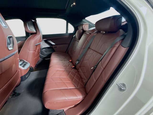 2025 BMW i7 eDrive50