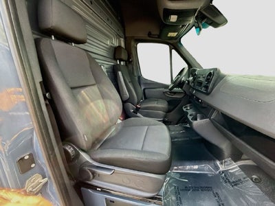 2019 Mercedes-Benz Sprinter 2500 Crew 144 WB High Roof