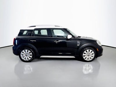 2022 MINI Cooper Countryman Oxford Edition