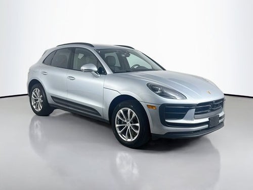 2023 Porsche Macan Base