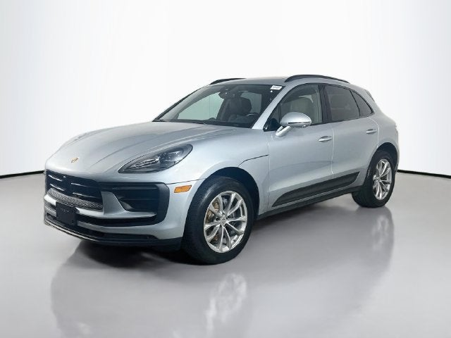 2023 Porsche Macan Base