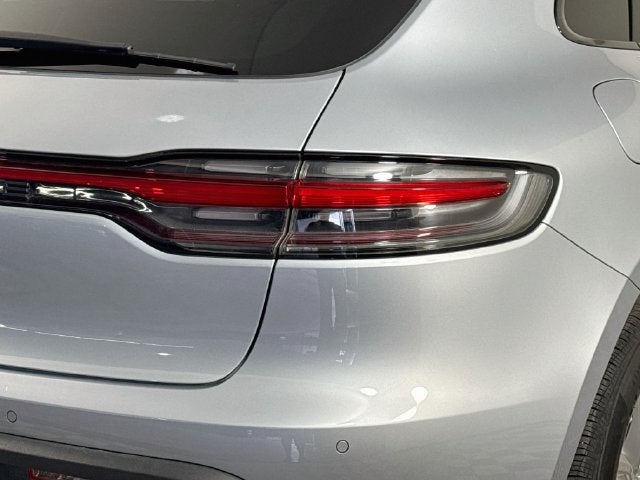 2023 Porsche Macan Base