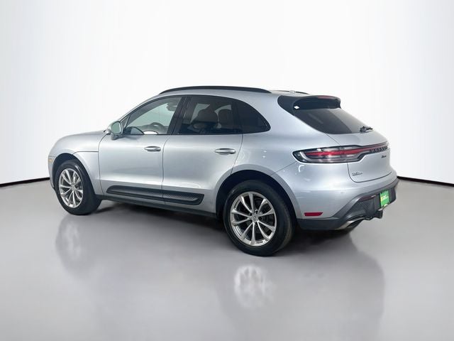 2023 Porsche Macan Base