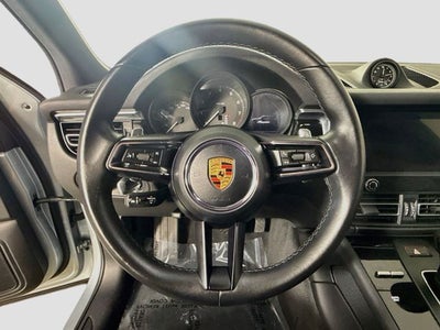 2023 Porsche Macan Base