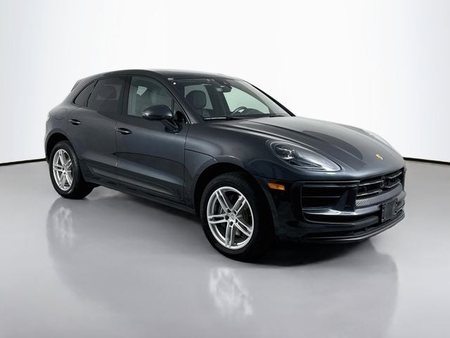 2023 Porsche Macan Base