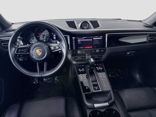 2023 Porsche Macan Base