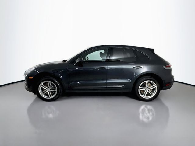 2023 Porsche Macan Base