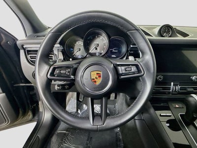 2023 Porsche Macan Base