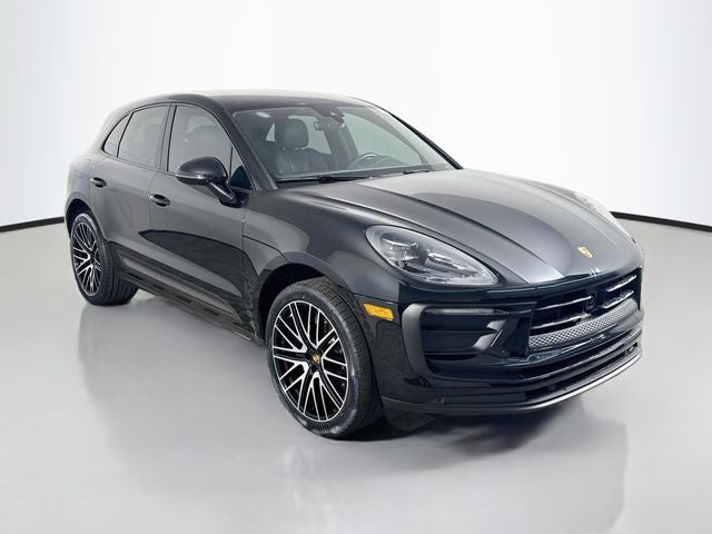 2024 Porsche Macan Base