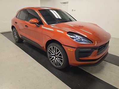 2024 Porsche Macan Base