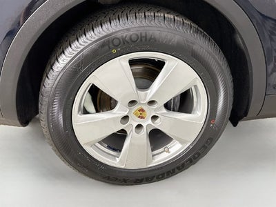 2023 Porsche Cayenne Platinum Edition