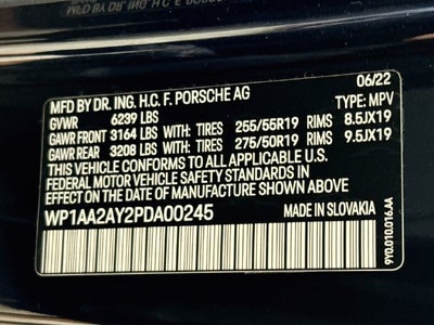 2023 Porsche Cayenne Platinum Edition
