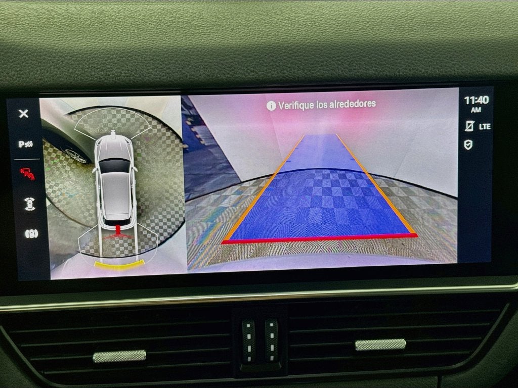 2023 Porsche Cayenne Base