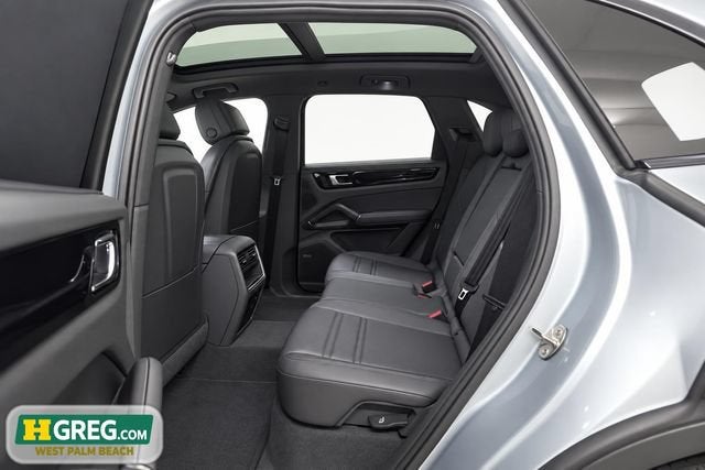 2023 Porsche Cayenne Base