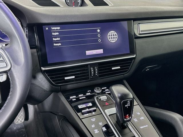 2023 Porsche Cayenne Platinum Edition
