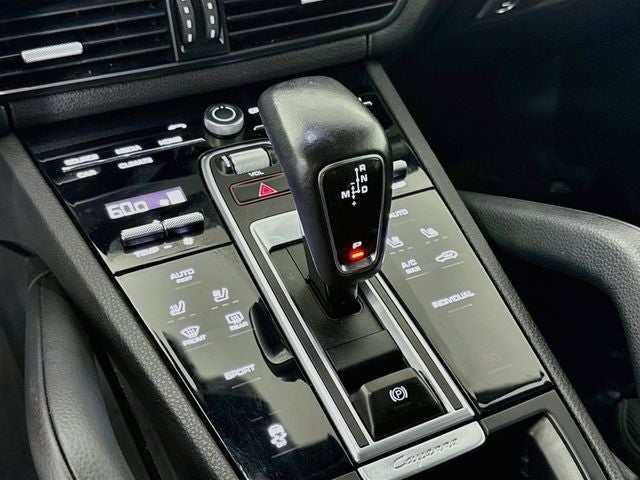 2023 Porsche Cayenne Platinum Edition