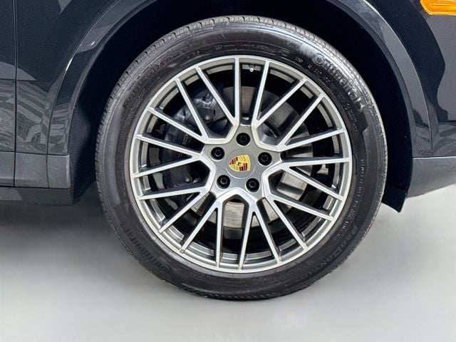 2023 Porsche Cayenne Platinum Edition