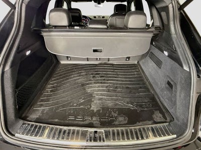 2023 Porsche Cayenne Platinum Edition