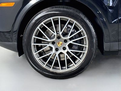 2023 Porsche Cayenne Platinum Edition