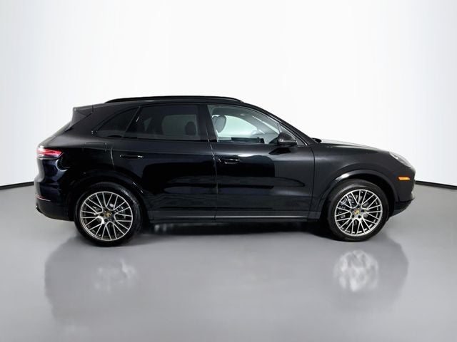 2023 Porsche Cayenne Platinum Edition