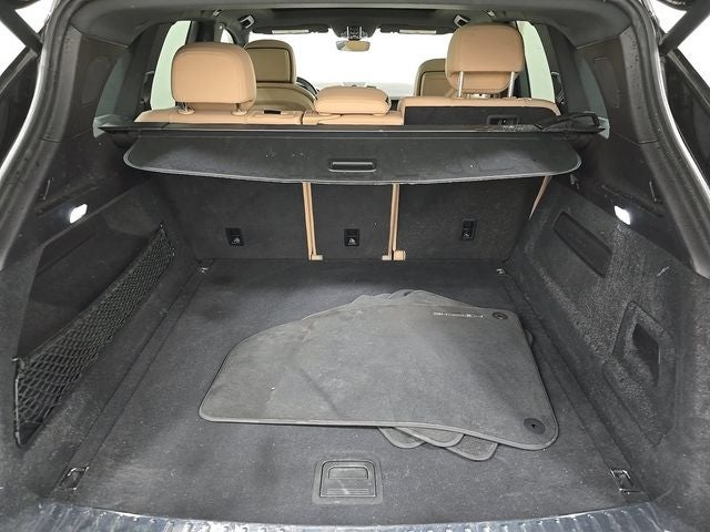 2023 Porsche Cayenne Base