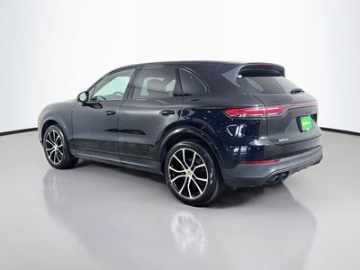 2023 Porsche Cayenne Base