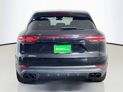 2023 Porsche Cayenne Base
