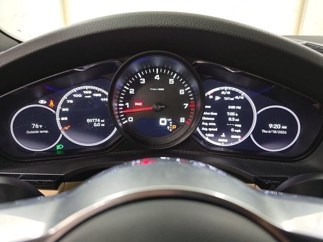 2023 Porsche Cayenne Base