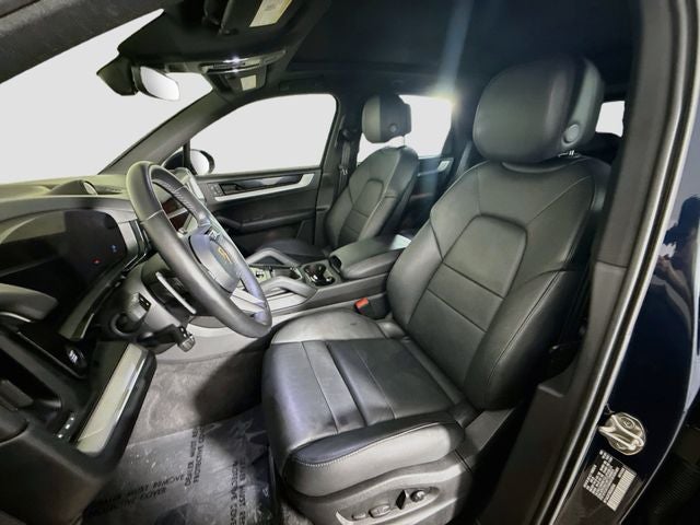 2024 Porsche Cayenne Base