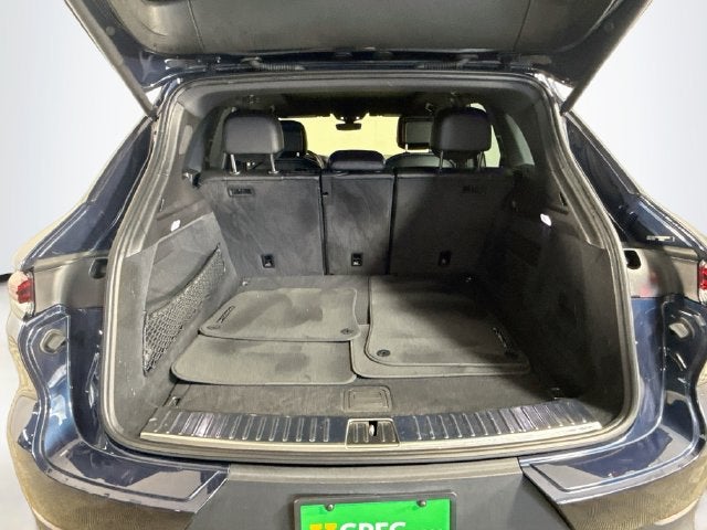 2024 Porsche Cayenne Base