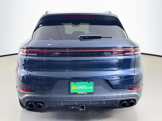 2024 Porsche Cayenne Base