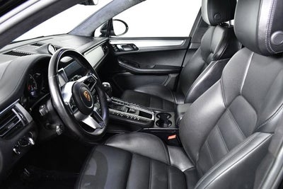 2020 Porsche Macan Turbo