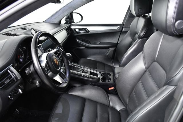 2020 Porsche Macan Turbo