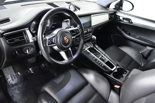 2020 Porsche Macan Turbo