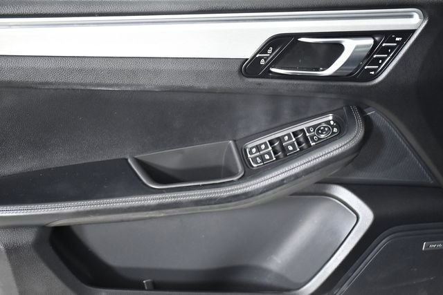 2020 Porsche Macan Turbo