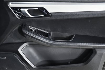 2020 Porsche Macan Turbo