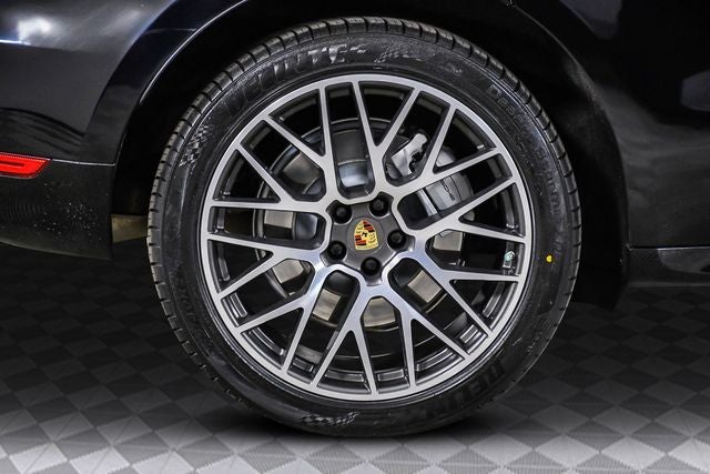 2020 Porsche Macan Turbo