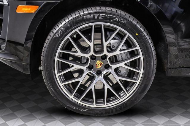 2020 Porsche Macan Turbo