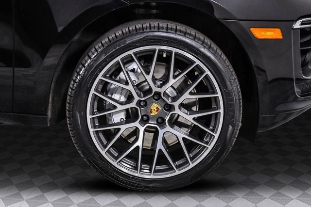 2020 Porsche Macan Turbo