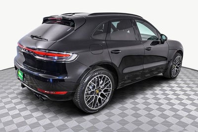 2020 Porsche Macan Turbo