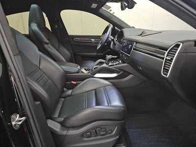 2023 Porsche Cayenne Coupe Turbo