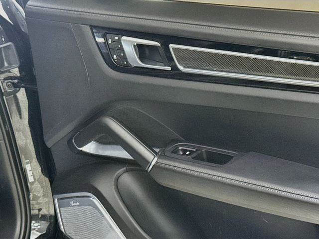 2023 Porsche Cayenne Coupe Turbo