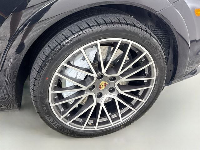 2023 Porsche Cayenne Coupe Turbo