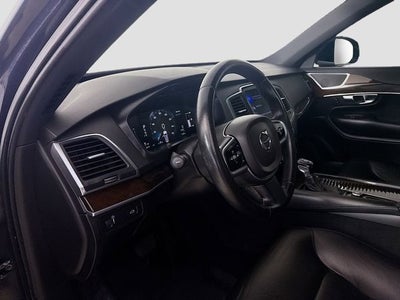 2019 Volvo XC90 T5 Momentum