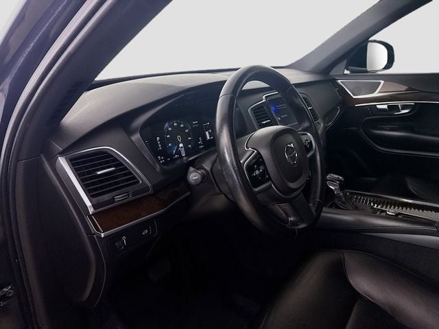 2019 Volvo XC90 T5 Momentum