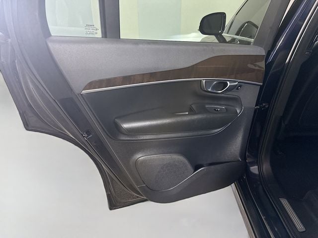 2019 Volvo XC90 T5 Momentum