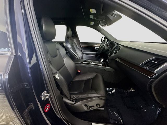 2019 Volvo XC90 T5 Momentum